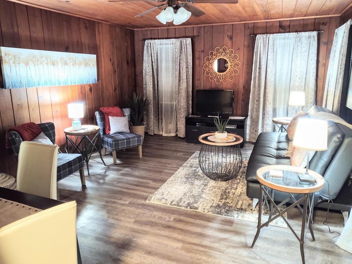 Edgewater Resort Cottage #1 ホット・スプリングス エクステリア 写真
