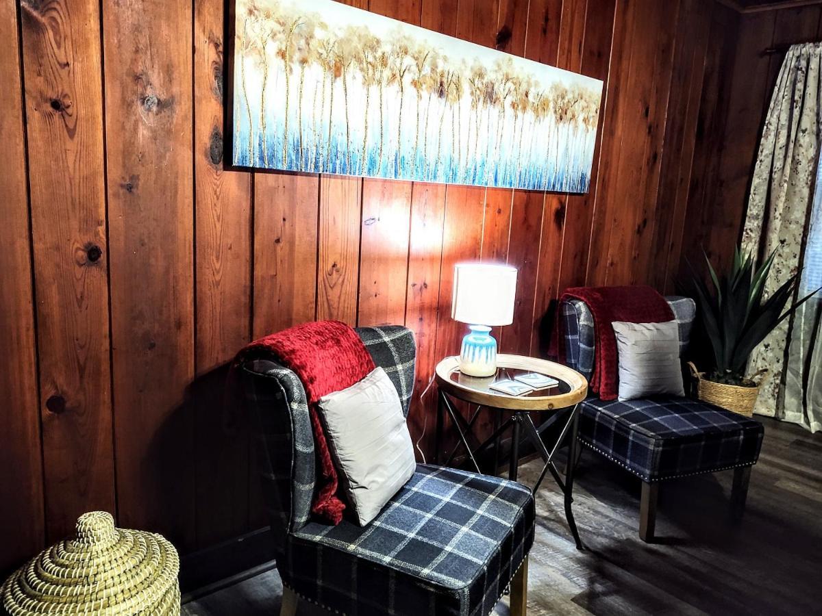 Edgewater Resort Cottage #1 ホット・スプリングス エクステリア 写真